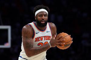 米切尔·罗宾逊：我在尼克斯效力8年了 绝对不想错过这场比赛