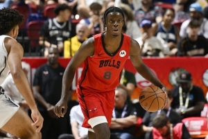 队记：4号秀凯莱布·威尔逊赛后表现和场上一样出色 他坦诚直率